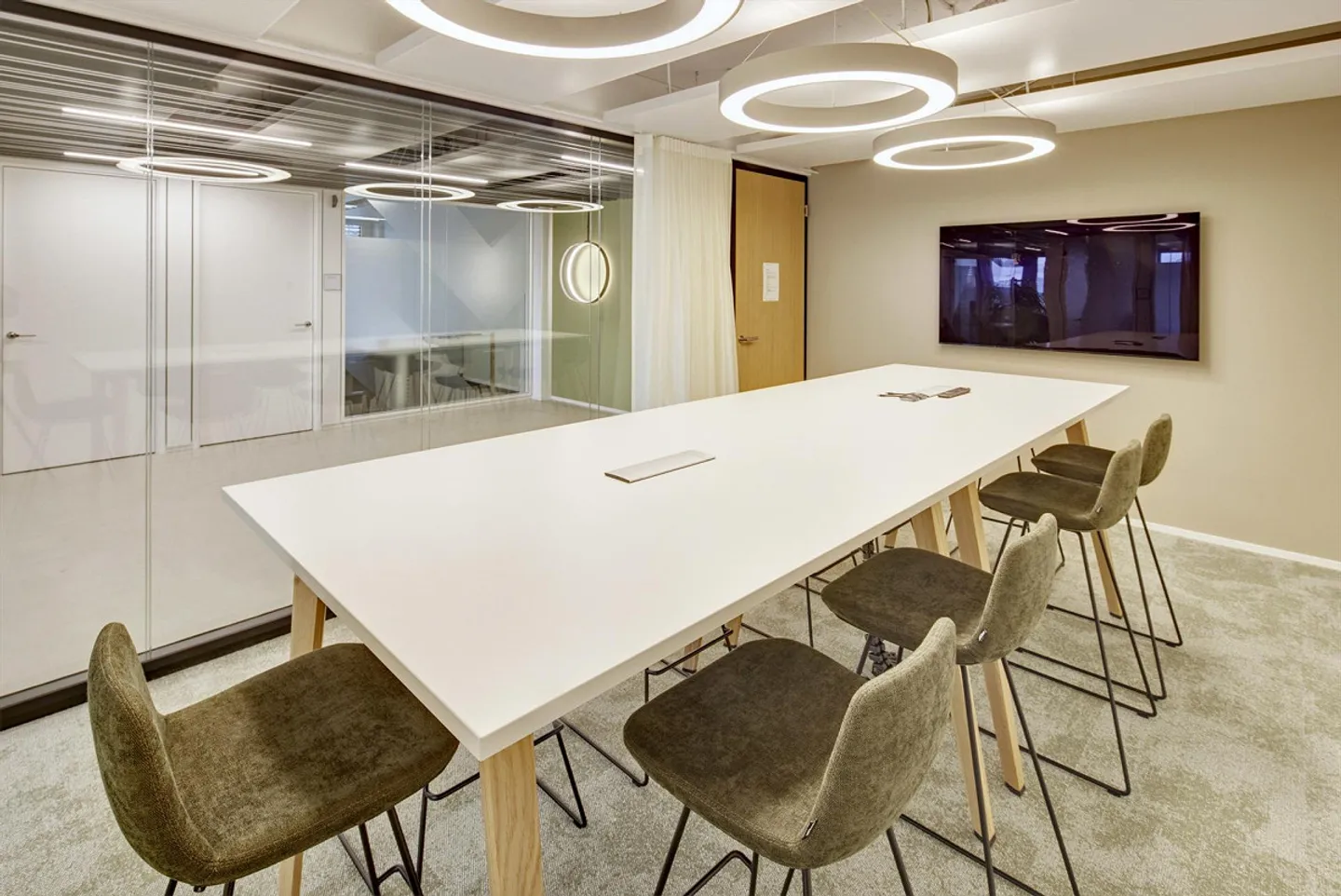 Bureau d'équipe pour jusqu'à 6 personnes efficace, calme, prêt à l'emploi - Of... - Photo 5 sur 11