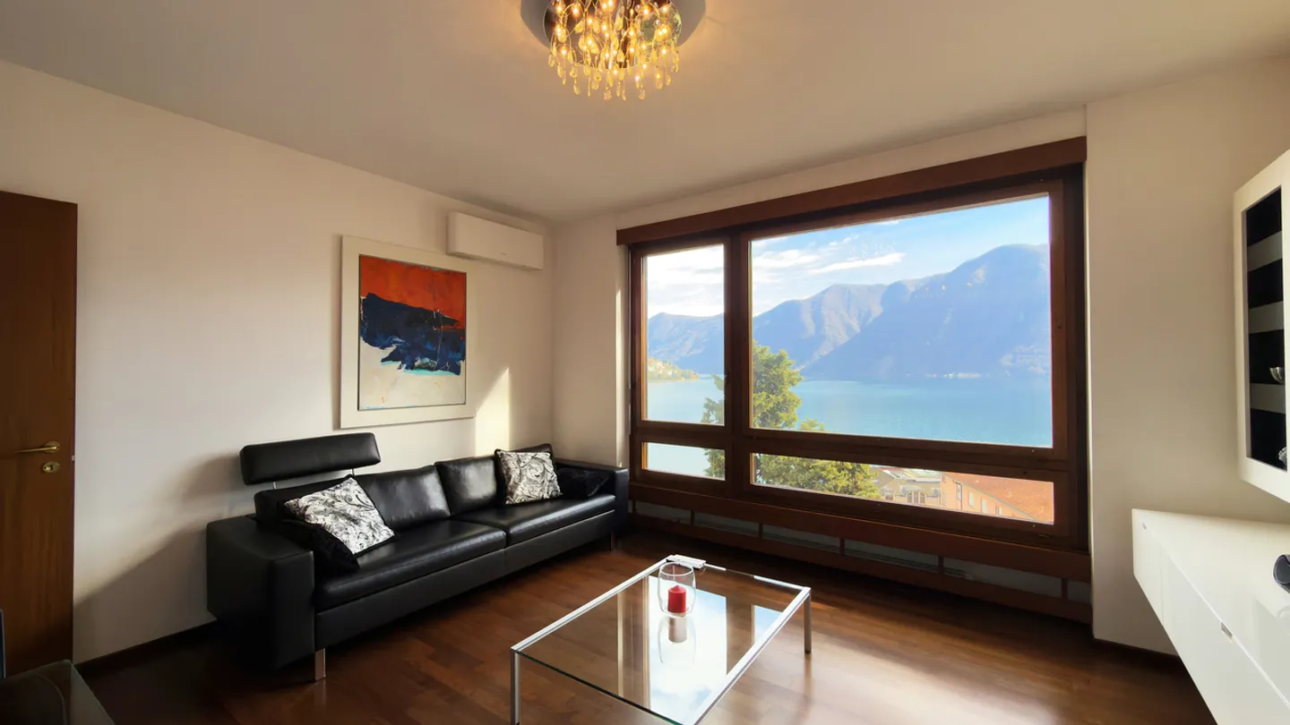 Ein Pied-à-Terre im Zentrum von Lugano mit dominanter Aussicht - Foto 9 von 15