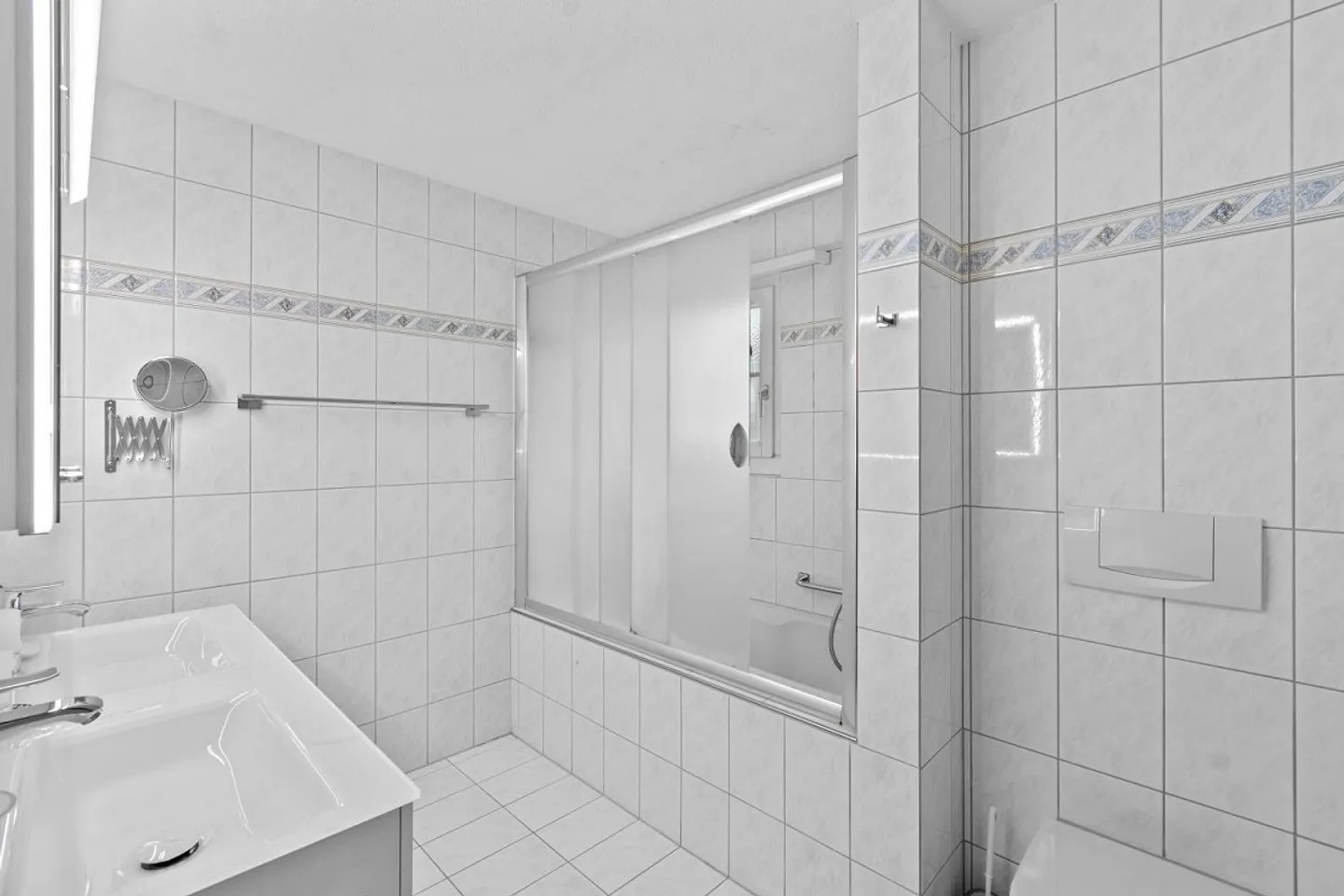 Idylle familiale dans un endroit calme - Photo 7 sur 13