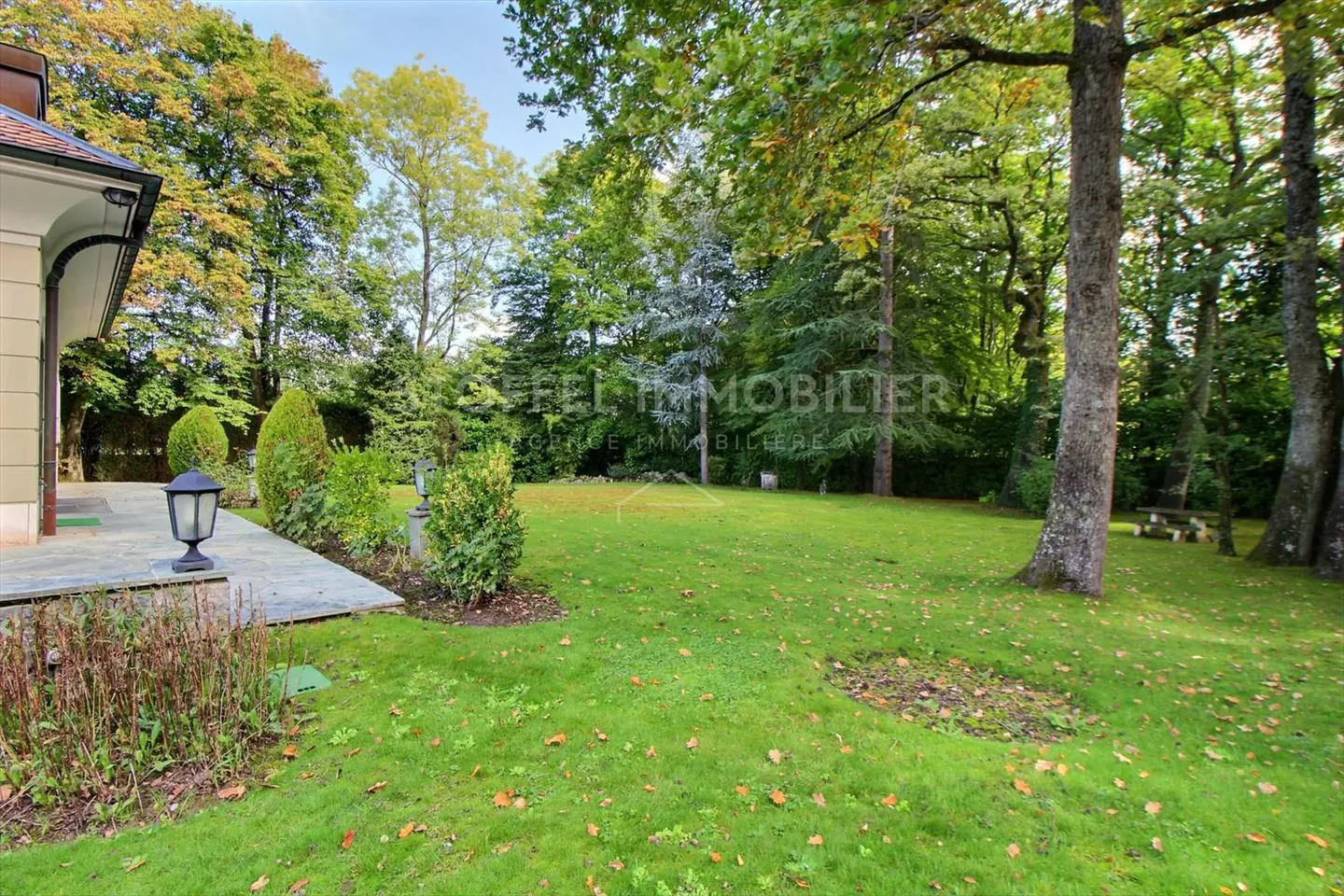 9-Zimmer-Haus - Foto 3 von 13