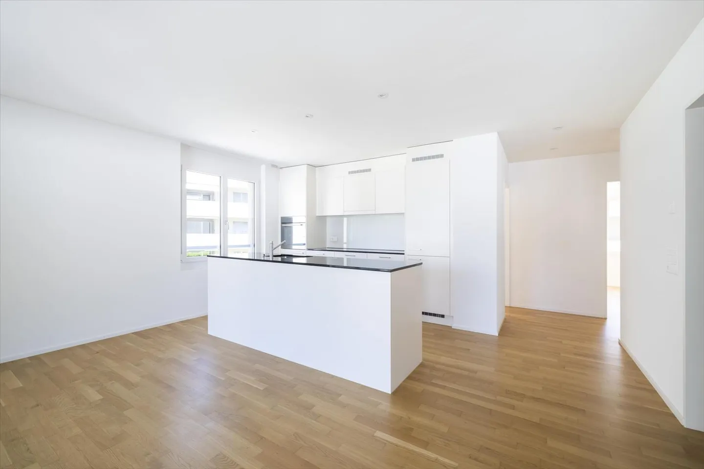 Spacious, sunny and close to Lake Walensee - Photo 4 of 9