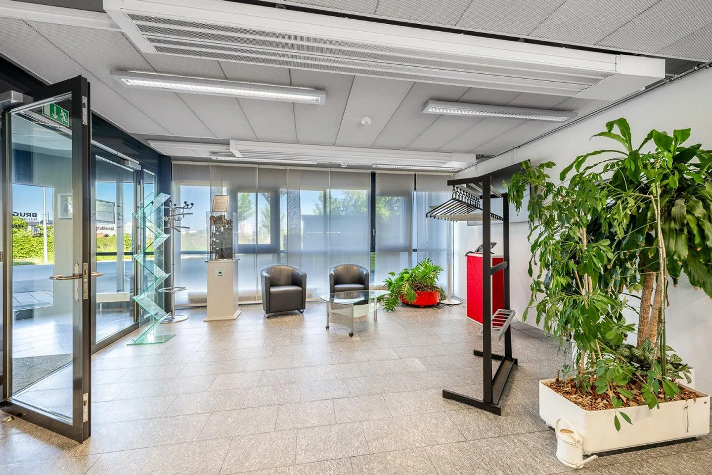 Ufficio Inwilerried - Spazio per le visioni. Spazio per la tua azienda. - Foto 3 di 13