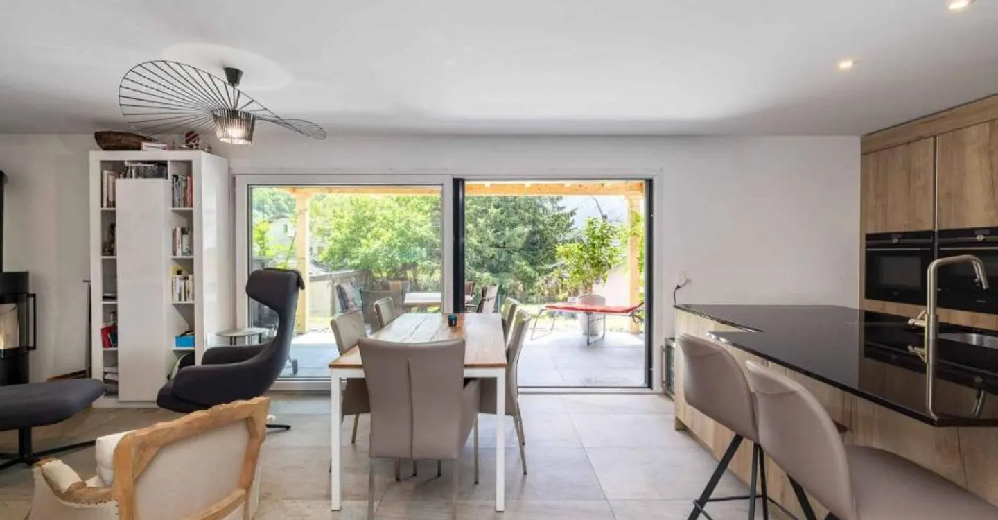 Elegante Wohnung mit Garten - Foto 4 von 5