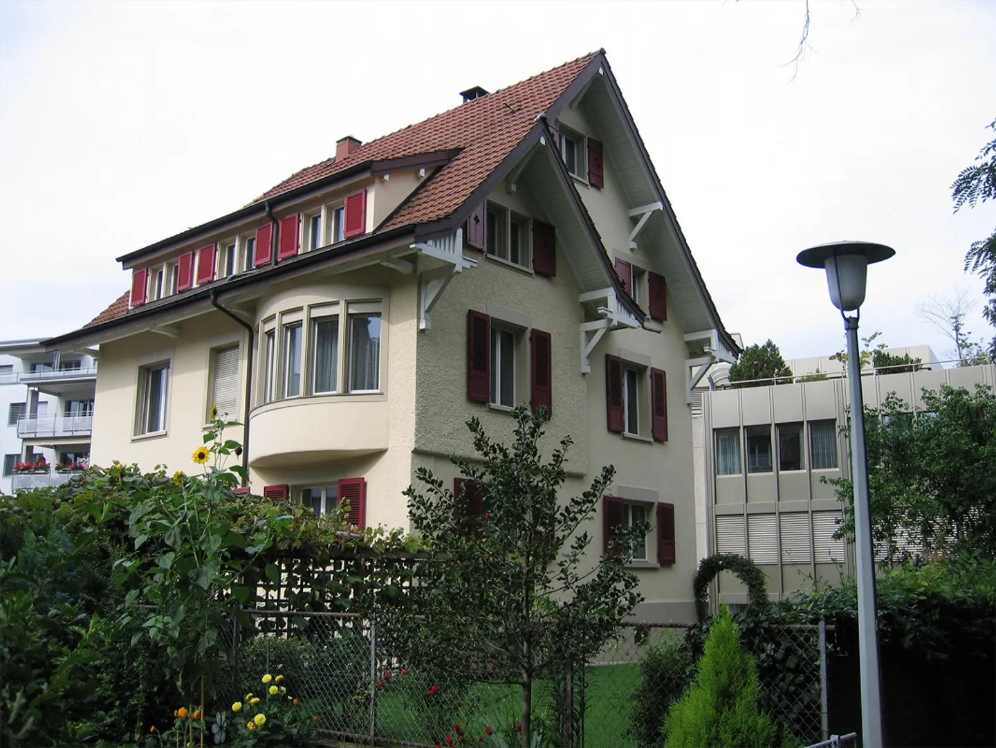 Appartement 4 pièces avec loggia supplémentaire. - Photo 2 sur 16