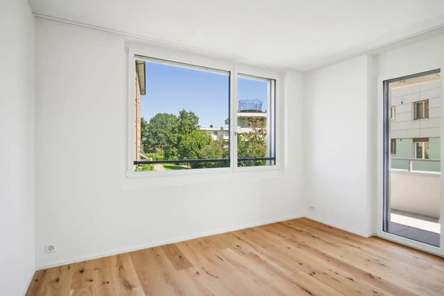 Apartment for rent - Photo 4 of 8