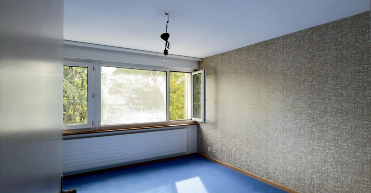 4.5 Room Apartment with GREAT POTENTIAL - Photo 6 of 16