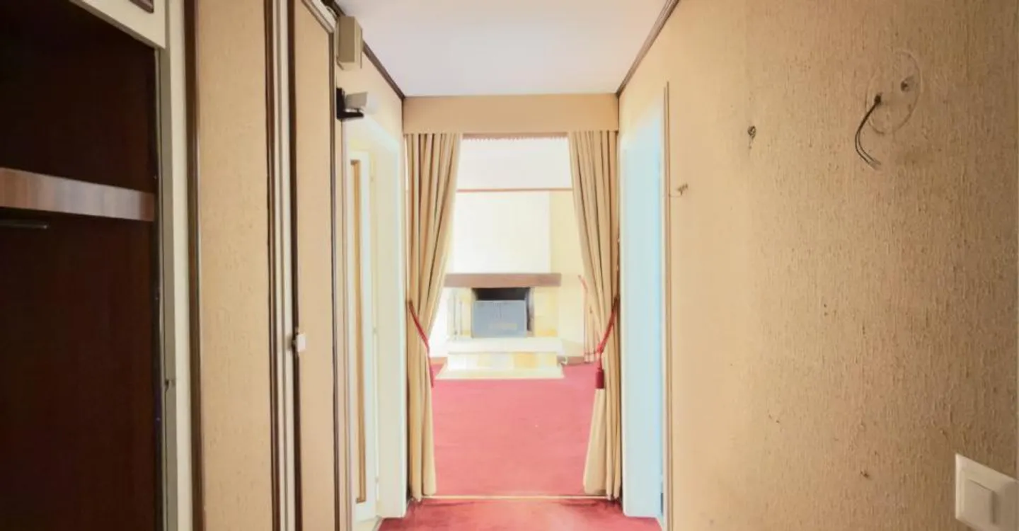 4.5 Room Apartment with GREAT POTENTIAL - Photo 13 of 16