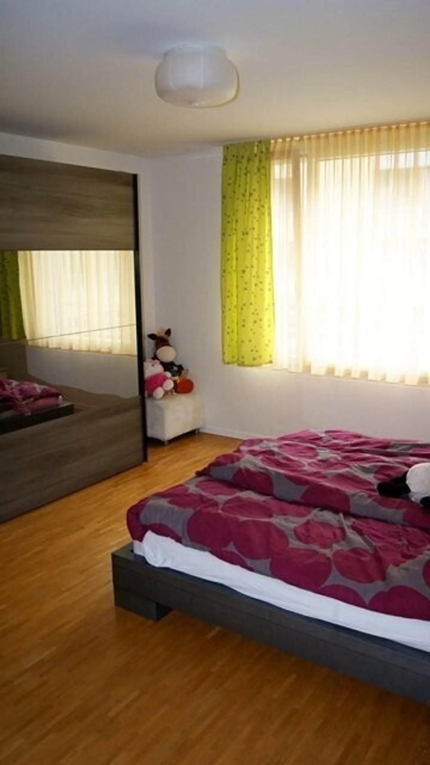 Living next to the Limmat! - Photo 3 of 7