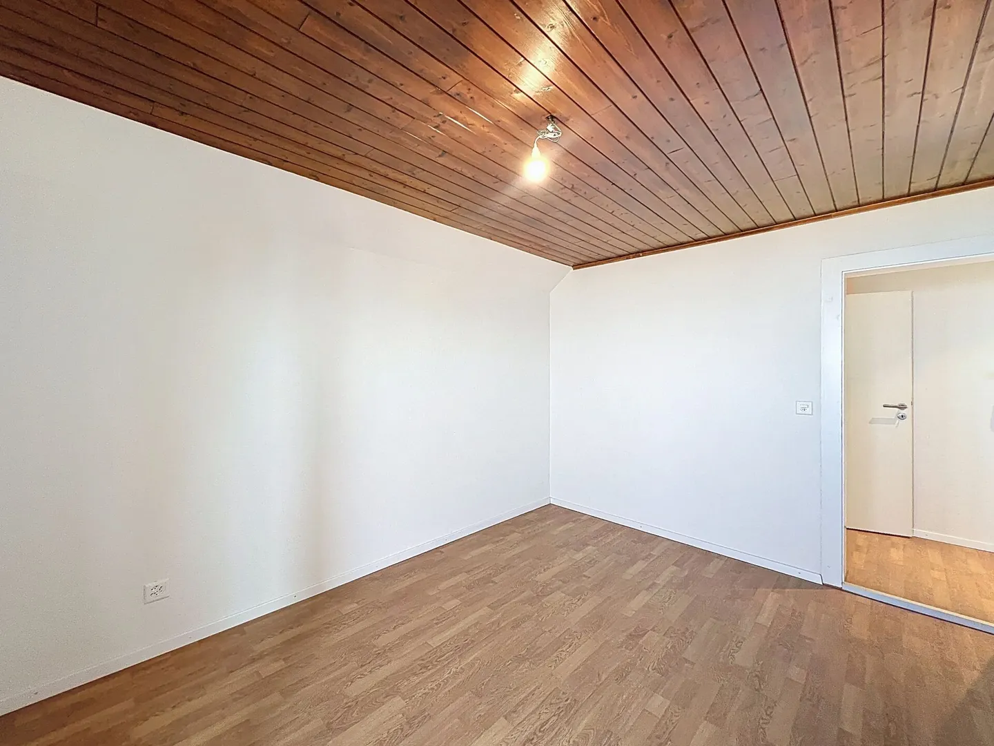 Preferito tra lago e vigneti, in completa intimità - Foto 7 di 14