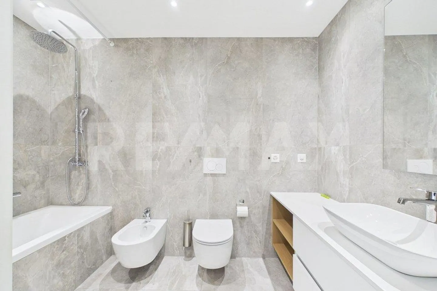 Luxury Attique in Lugano Center - Photo 8 of 13