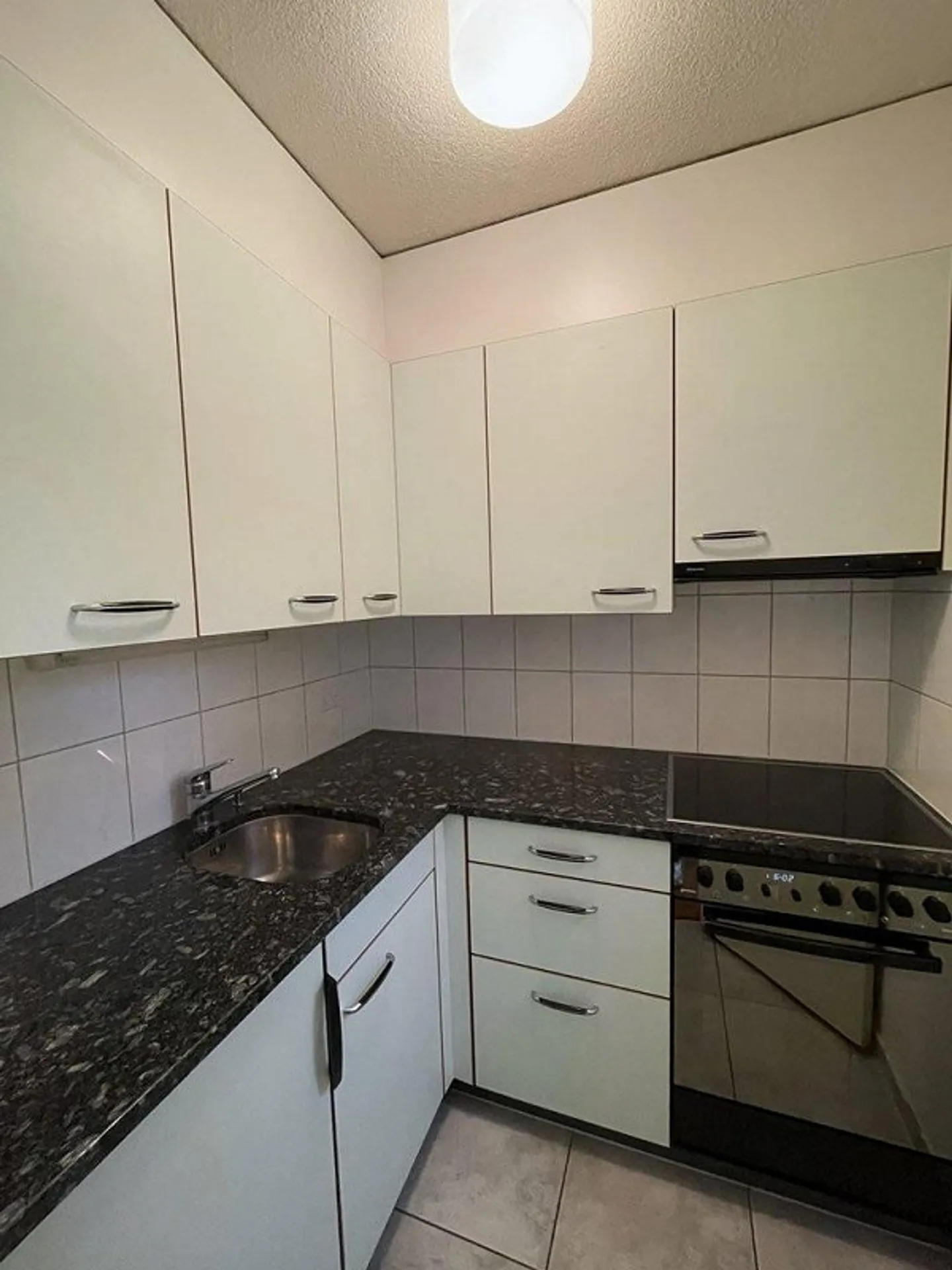 Beau logement à Berne - Photo 2 sur 8