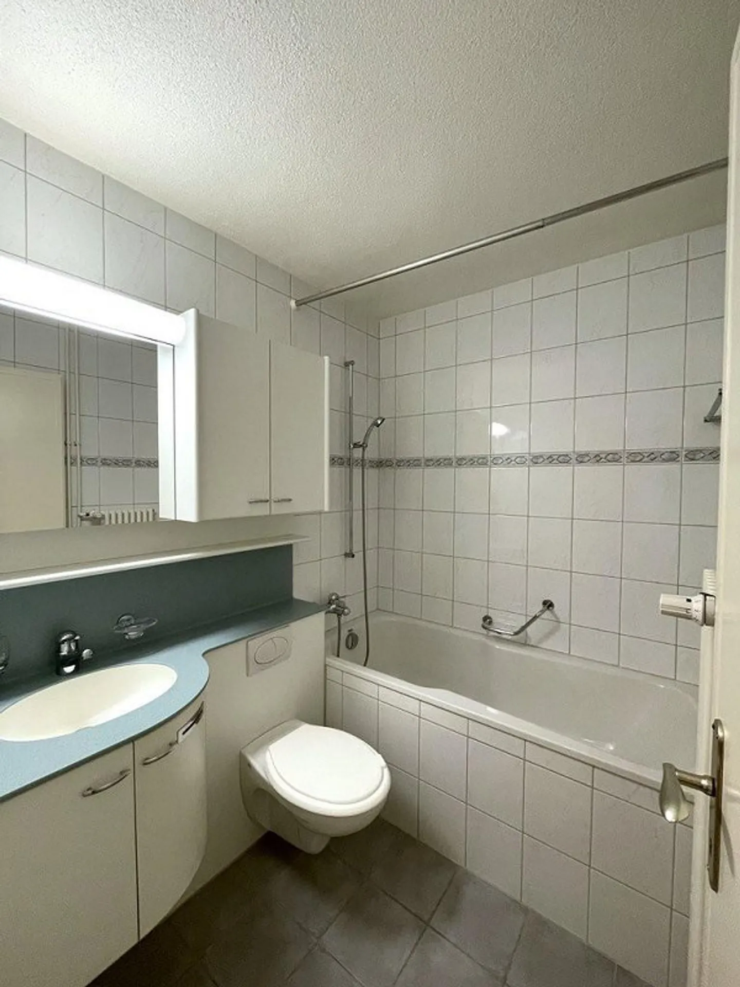 Beau logement à Berne - Photo 3 sur 8