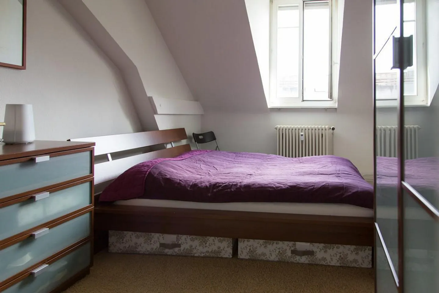 original attic apartment with gallery - Photo 6 of 10