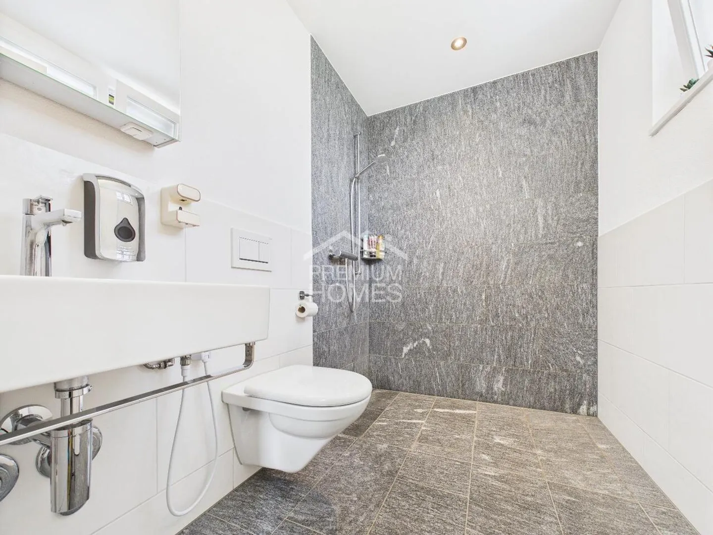 Wohnung kaufen - Foto 6 von 8