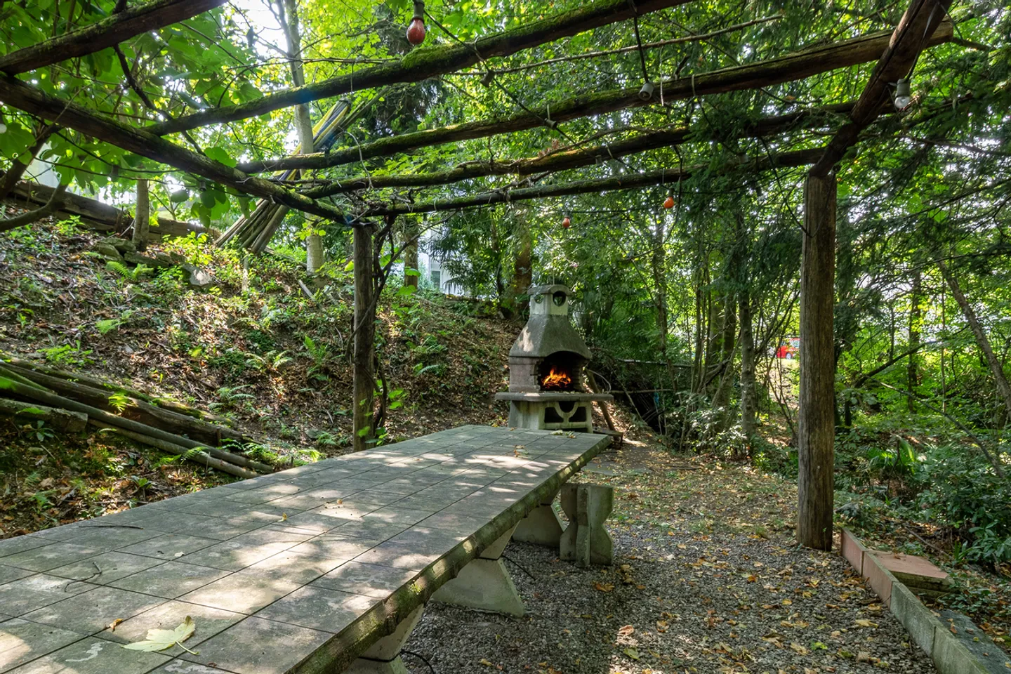 Investi subito: Casa con tre appartamenti - Foto 5 di 7