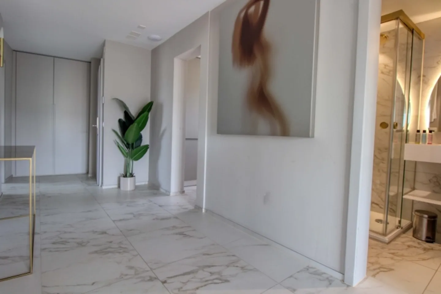 Ta maison de colocation élégante à Baar avec salle de bain privée - Photo 9 sur 13