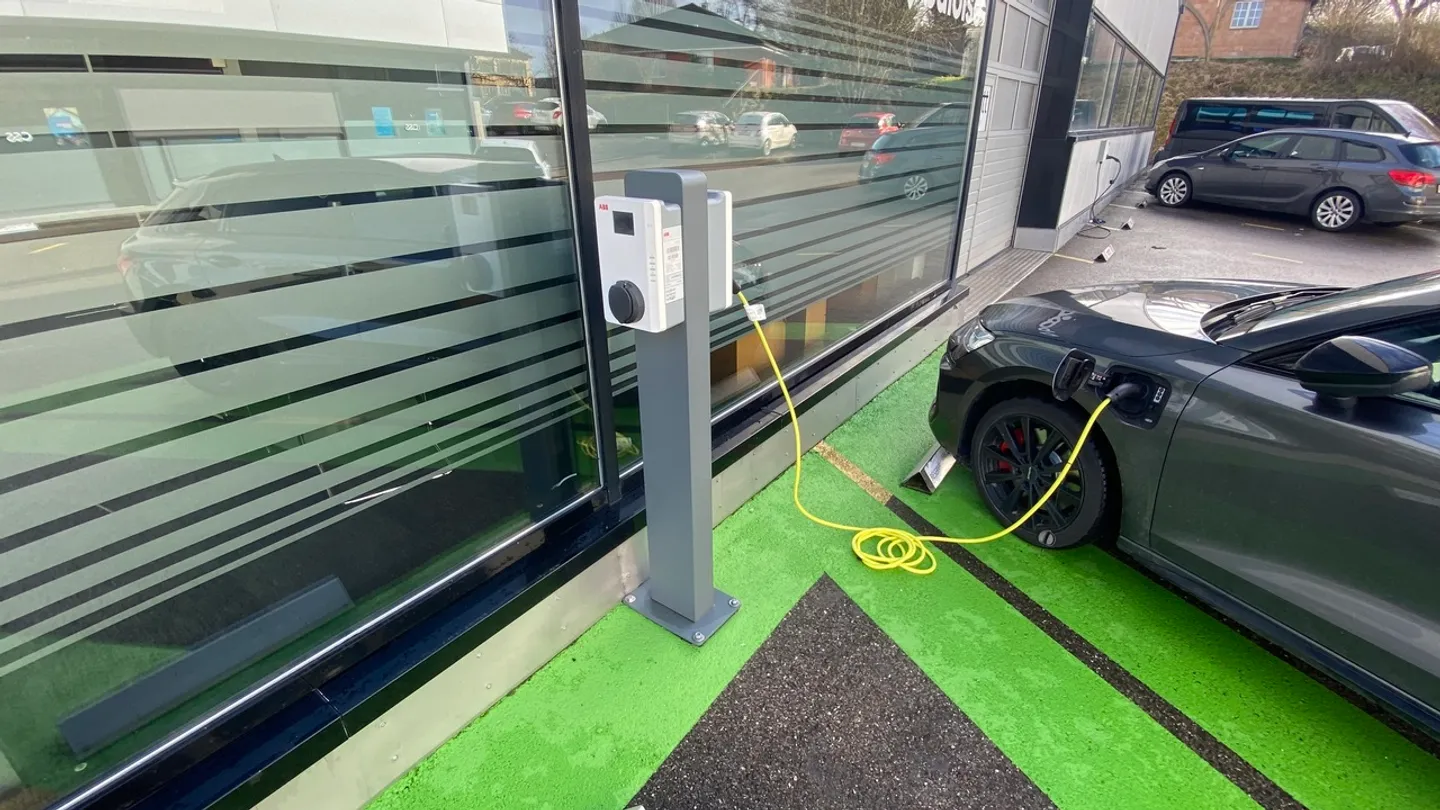 Espace Commercial Spacieux 198 m² - Photo 24 sur 26