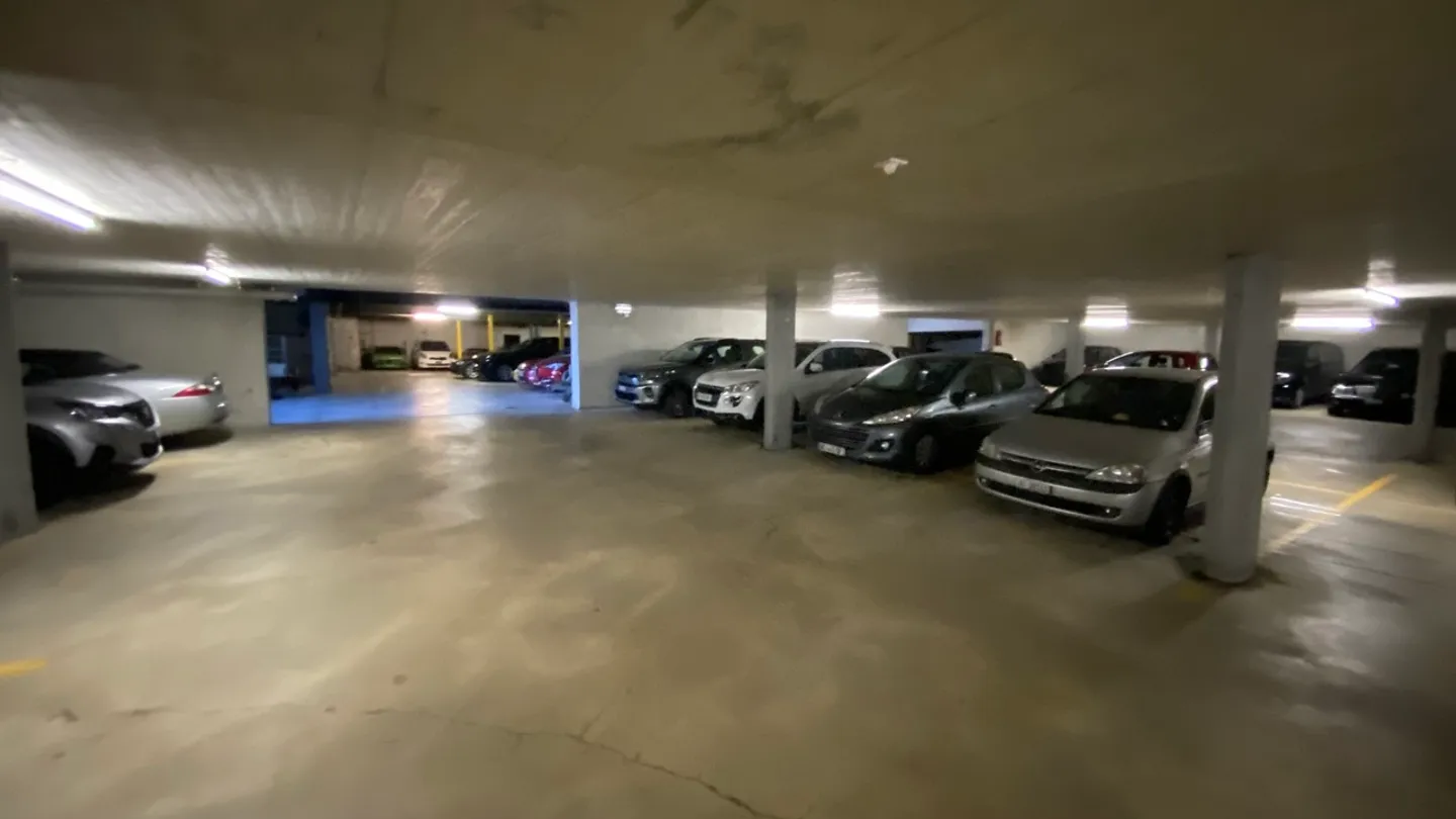 Espace Commercial Spacieux 198 m² - Photo 19 sur 26