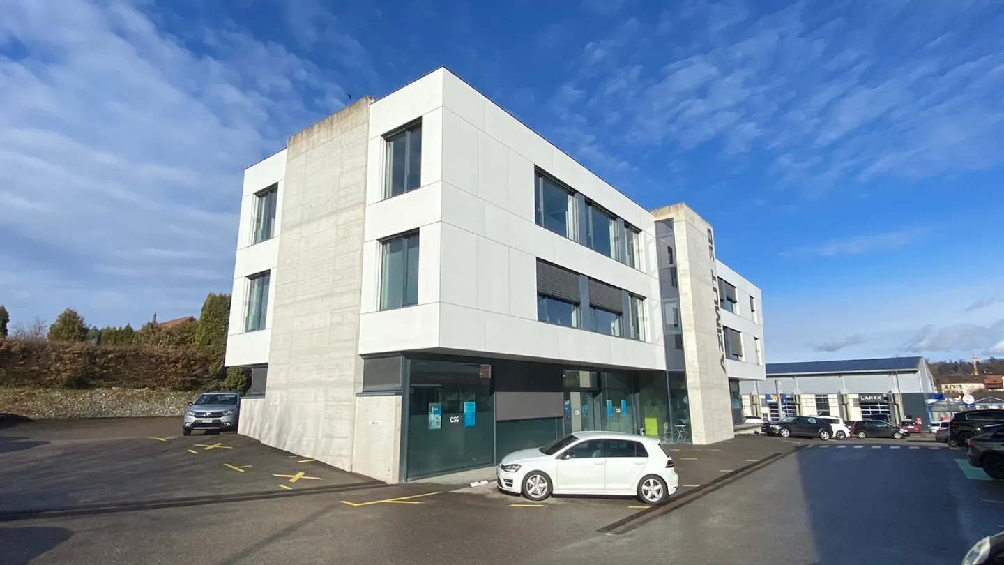 Espace Commercial Spacieux 198 m² - Photo 22 sur 26