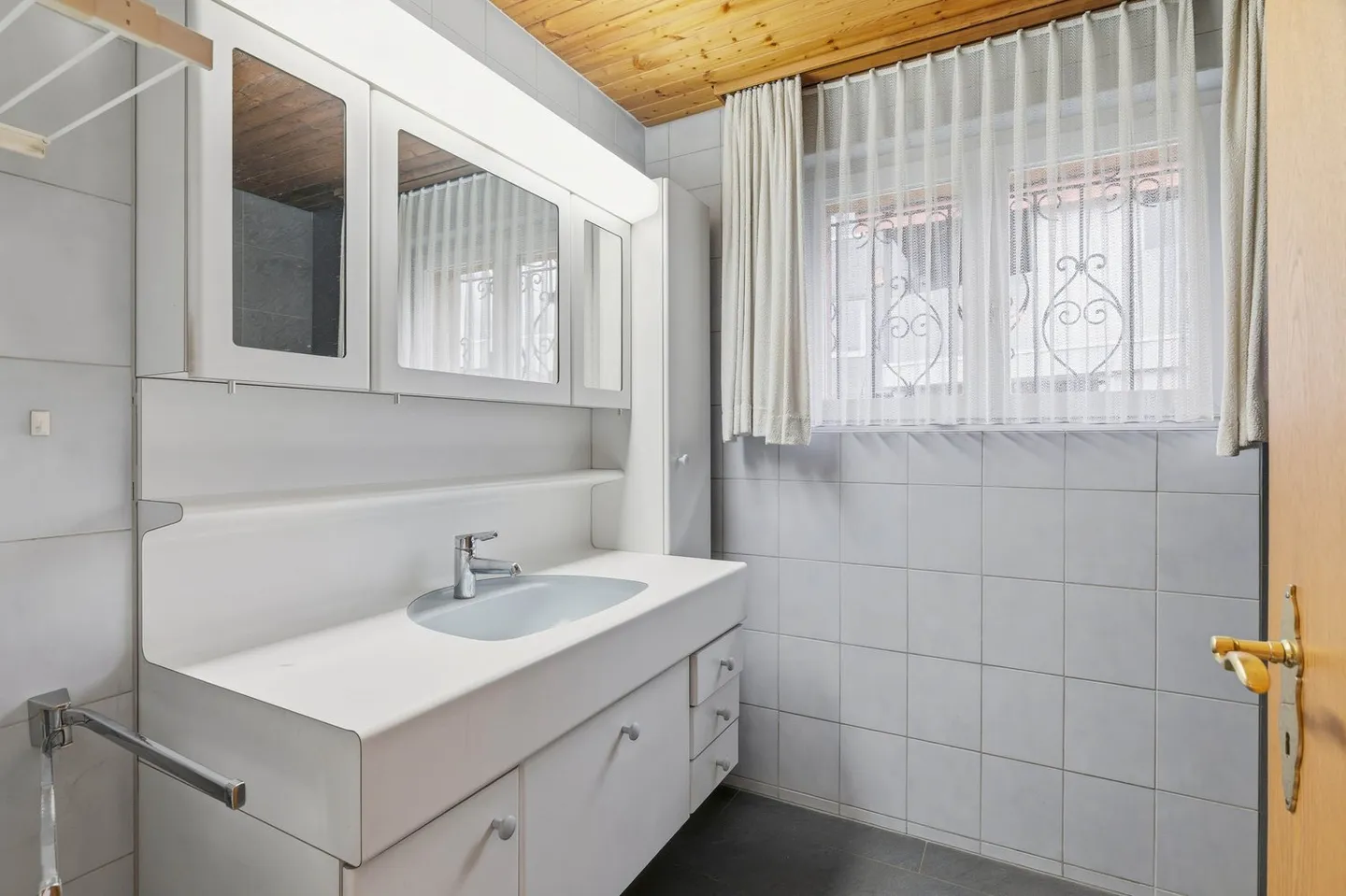 Casa unifamiliare di 5 stanze con giardino d'inverno ad Aarburg in vendita - Foto 11 di 13