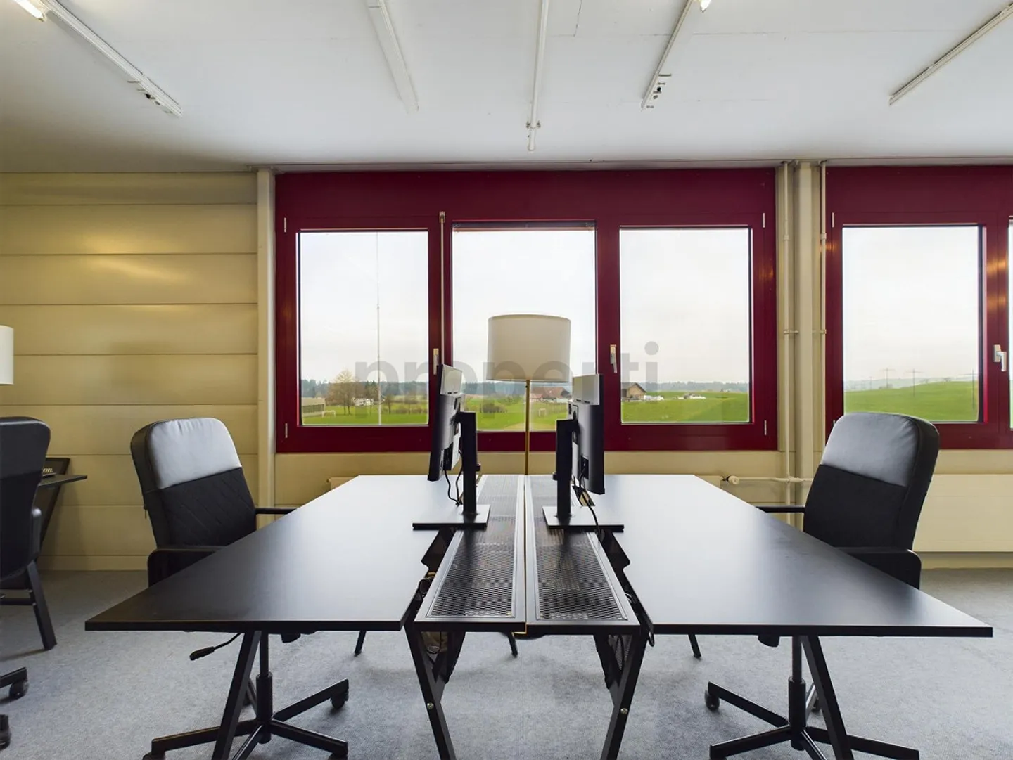 Bureau spacieux et moderne à Zollikofen - Photo 6 sur 7