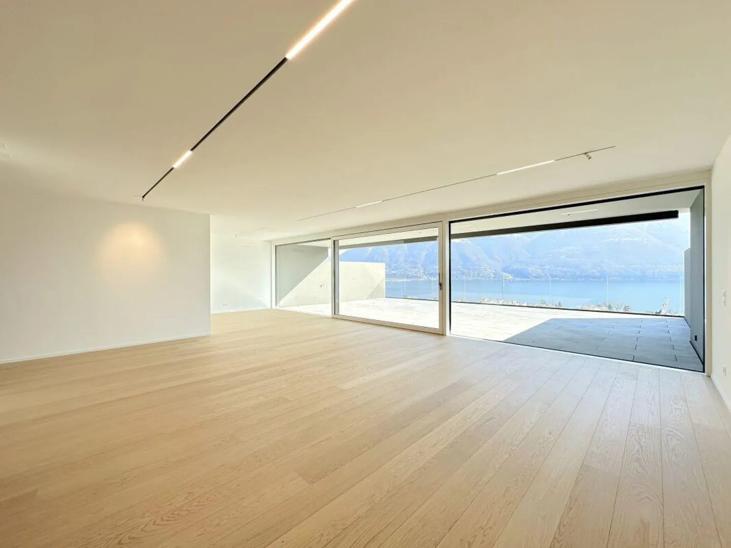Vivere prestigiosamente a Minusio nella Residenza Estate & Esplanade - Foto 4 di 14