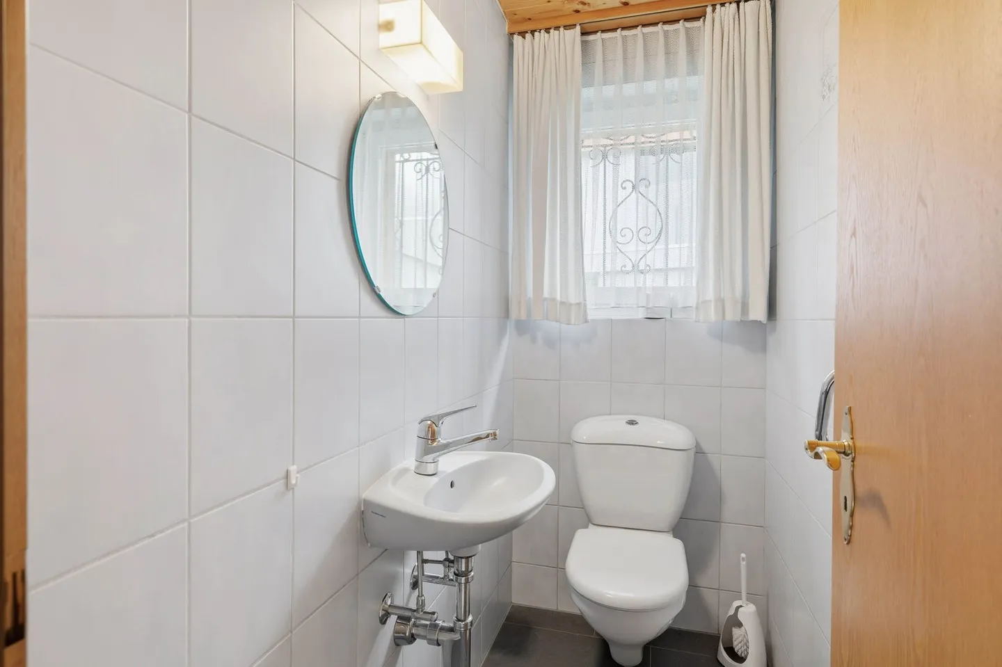 Casa unifamiliare di 5 stanze con giardino d'inverno ad Aarburg in vendita - Foto 12 di 13