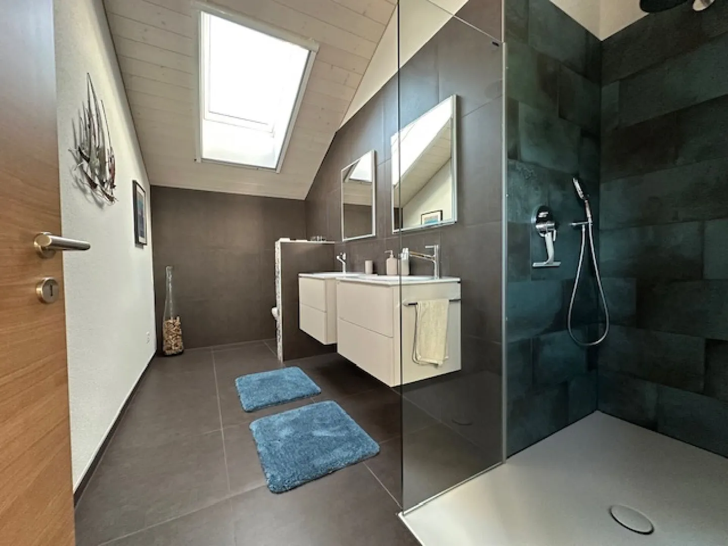 Chabrey - Individual villa with 5.5 rooms - Photo 8 of 8