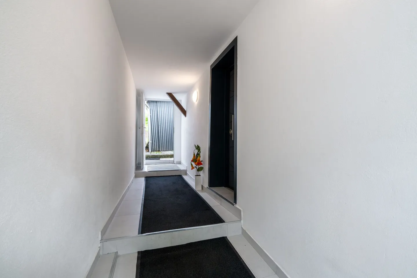 Investment Property in Herzogenbuchsee - Photo 12 of 14