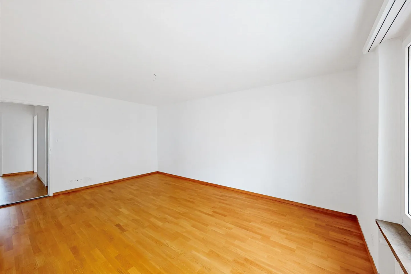 Modernes Apartment nahe Flughafen Zürich - Foto 6 von 11