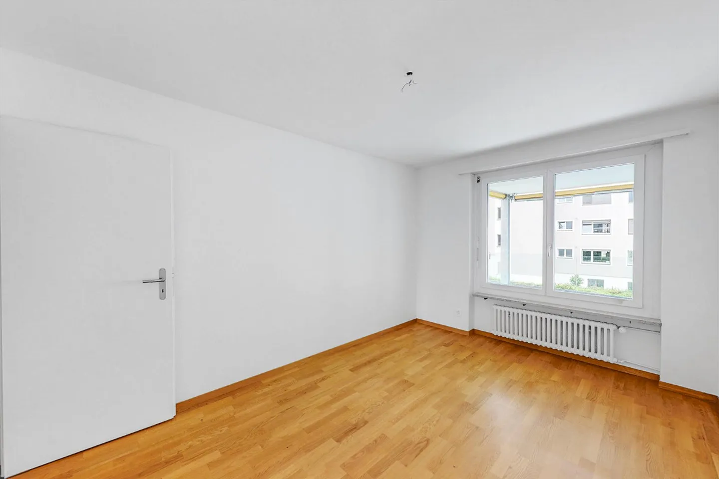 Modernes Apartment nahe Flughafen Zürich - Foto 7 von 11