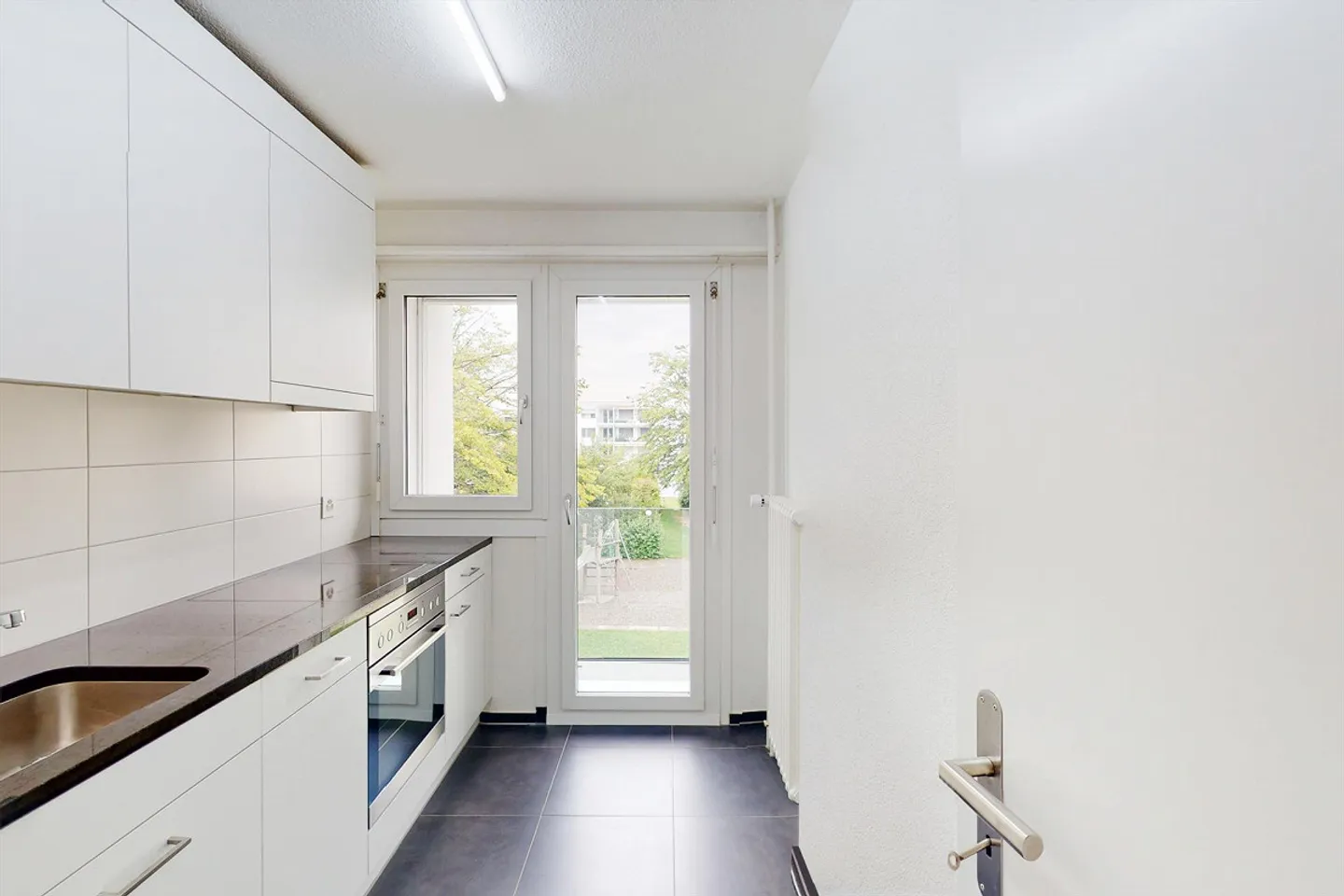 Modernes Apartment nahe Flughafen Zürich - Foto 8 von 11