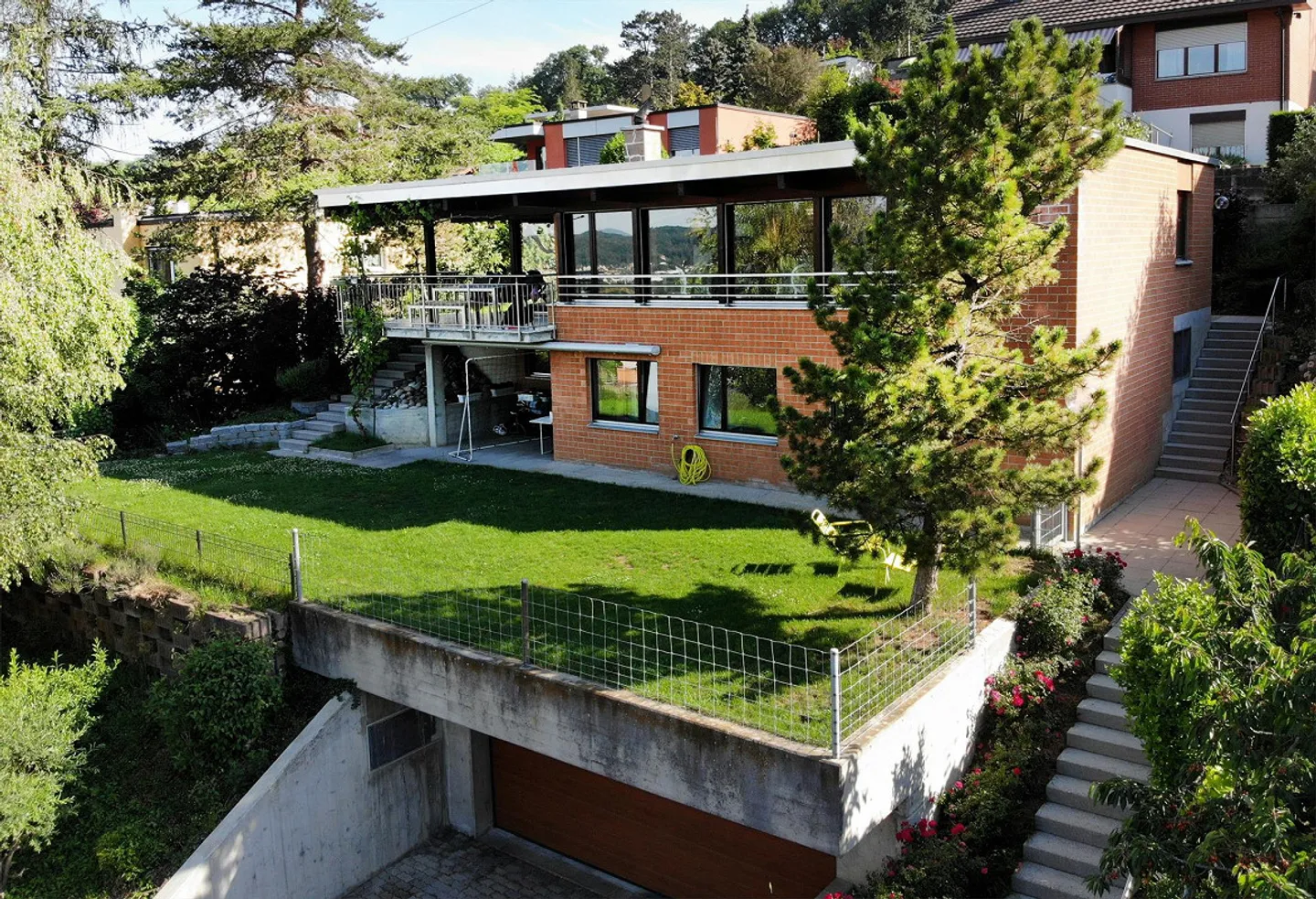 Maison individuelle indépendante avec vue spectaculaire - Photo 1 sur 15