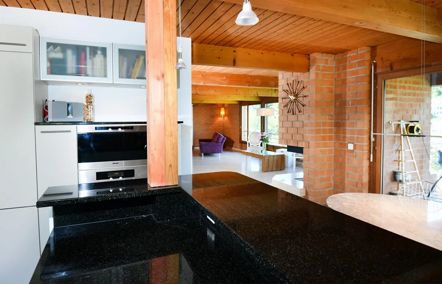 Maison individuelle indépendante avec vue spectaculaire - Photo 5 sur 15