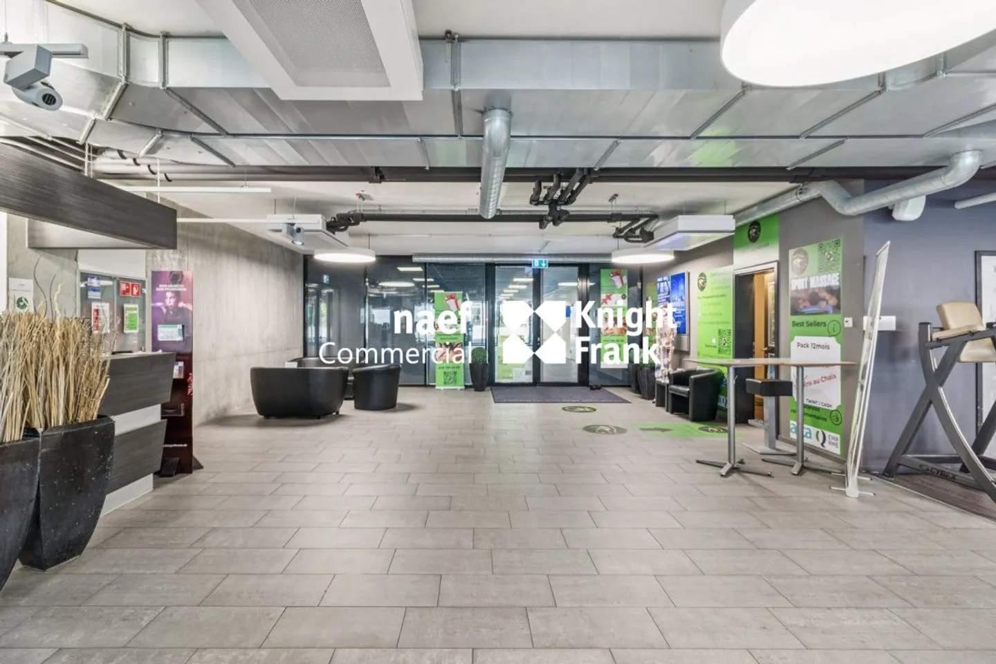 Commerce - Photo 4 of 10