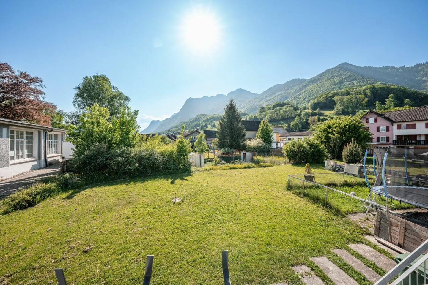 Double Family House - Photo 8 of 10