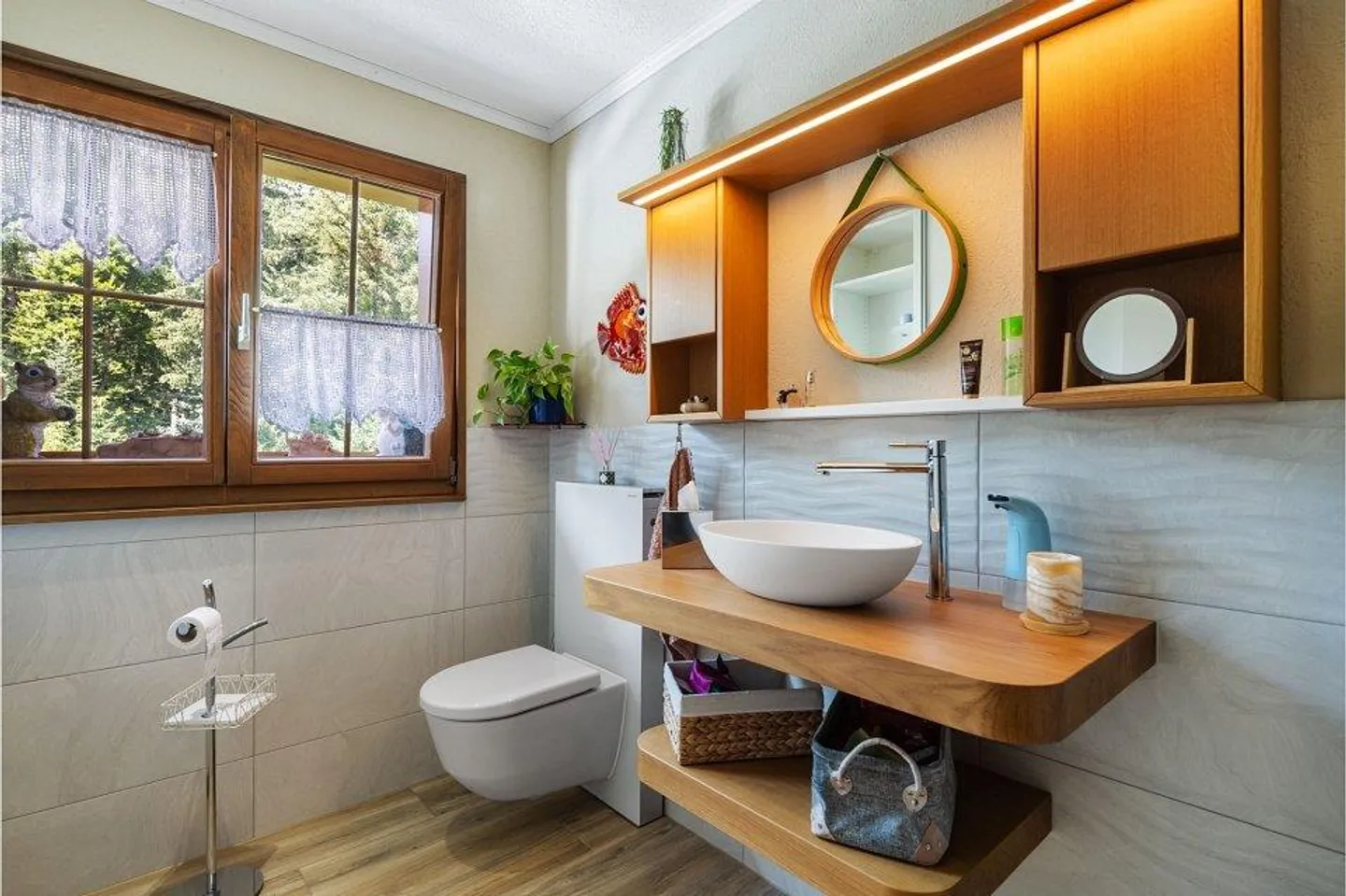 7.5 Room Apartment in Chalet Style - Photo 3 of 6