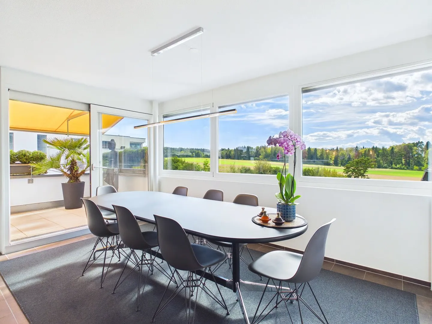 Exclusive penthouse apartment with spacious terraces - Photo 3 of 13