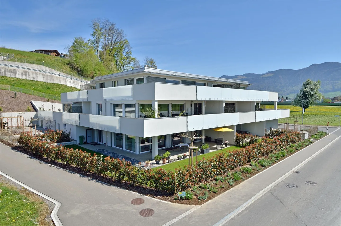 Dreamlike 2.5 Attic Apartment with Large Terrace and Garden - Photo 1 of 8