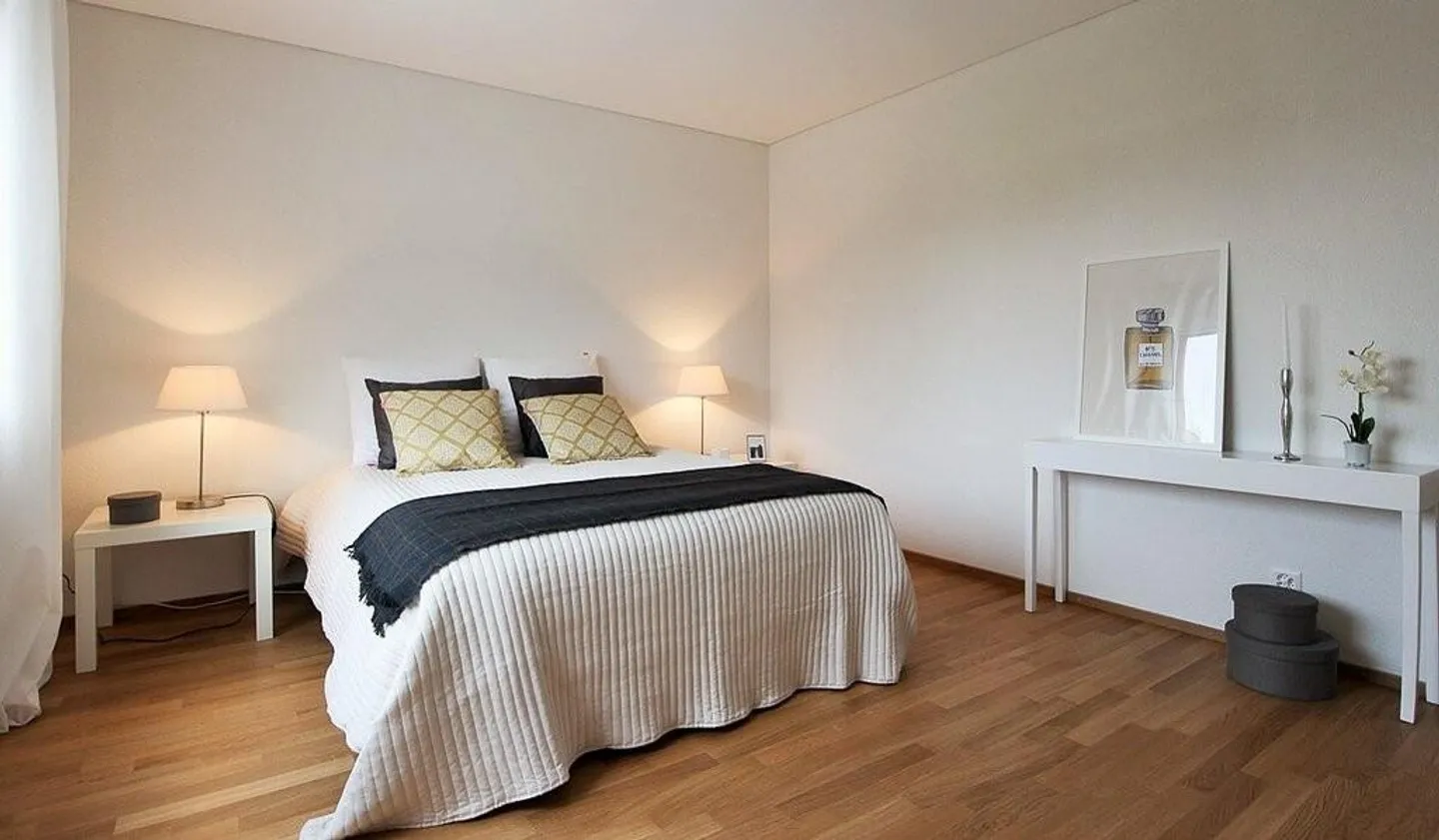 Your new home: Large terrace with green view! - Photo 6 of 6