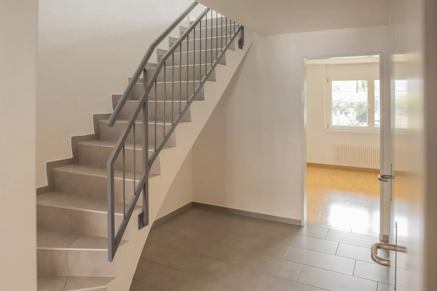 Moderne Maisonette in Thun - Foto 7 von 11