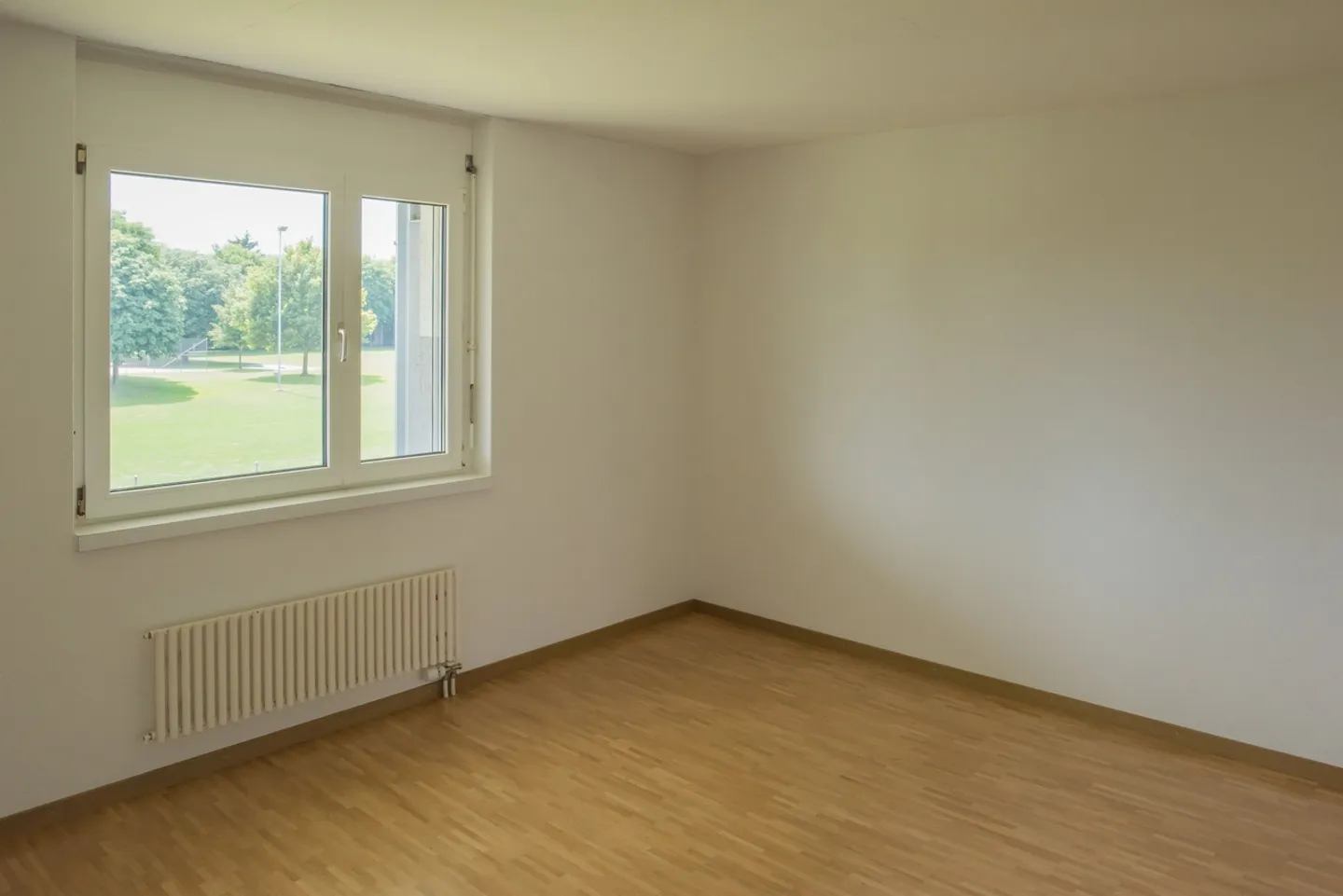 Moderne Maisonette in Thun - Foto 3 von 11