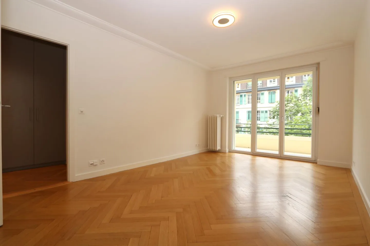 Charmante Wohnung mit Balkon - Foto 2 von 11