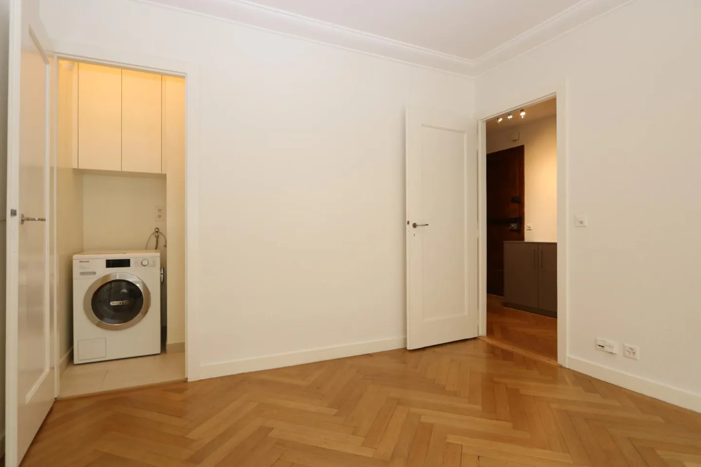 Charmante Wohnung mit Balkon - Foto 3 von 11