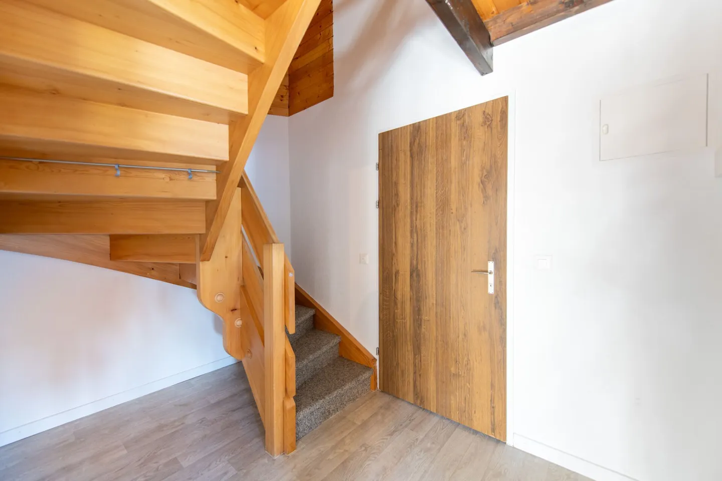 Appartement duplex 3.5 pièces avec studio supplémentaire à Grächen - Flair alpin en emplacement privilégié - Photo 9 sur 20