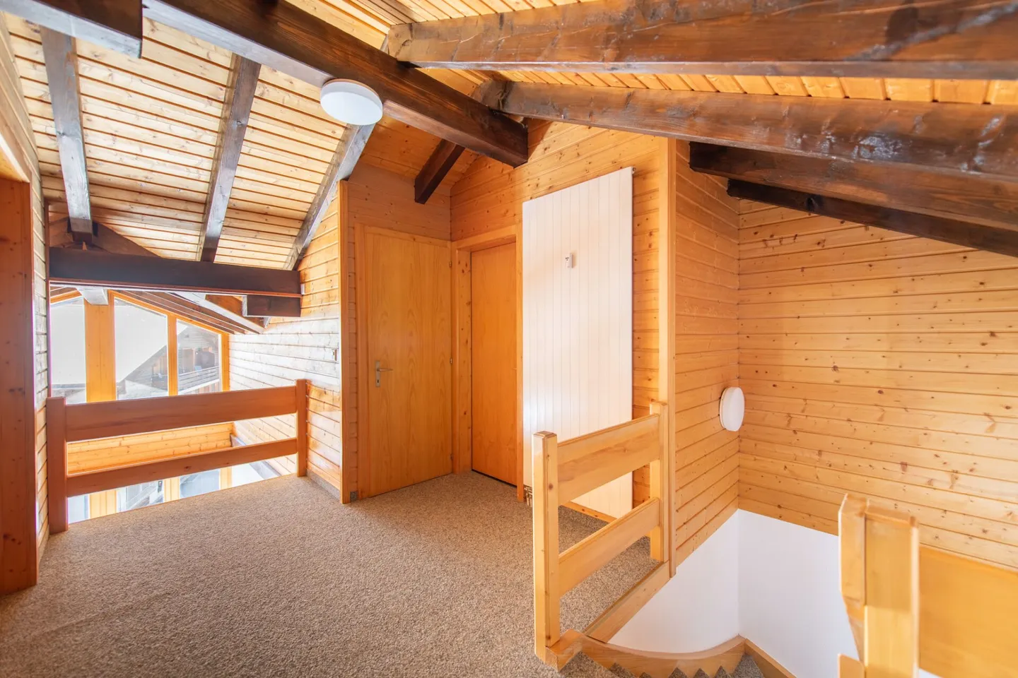 Appartement duplex 3.5 pièces avec studio supplémentaire à Grächen - Flair alpin en emplacement privilégié - Photo 10 sur 20