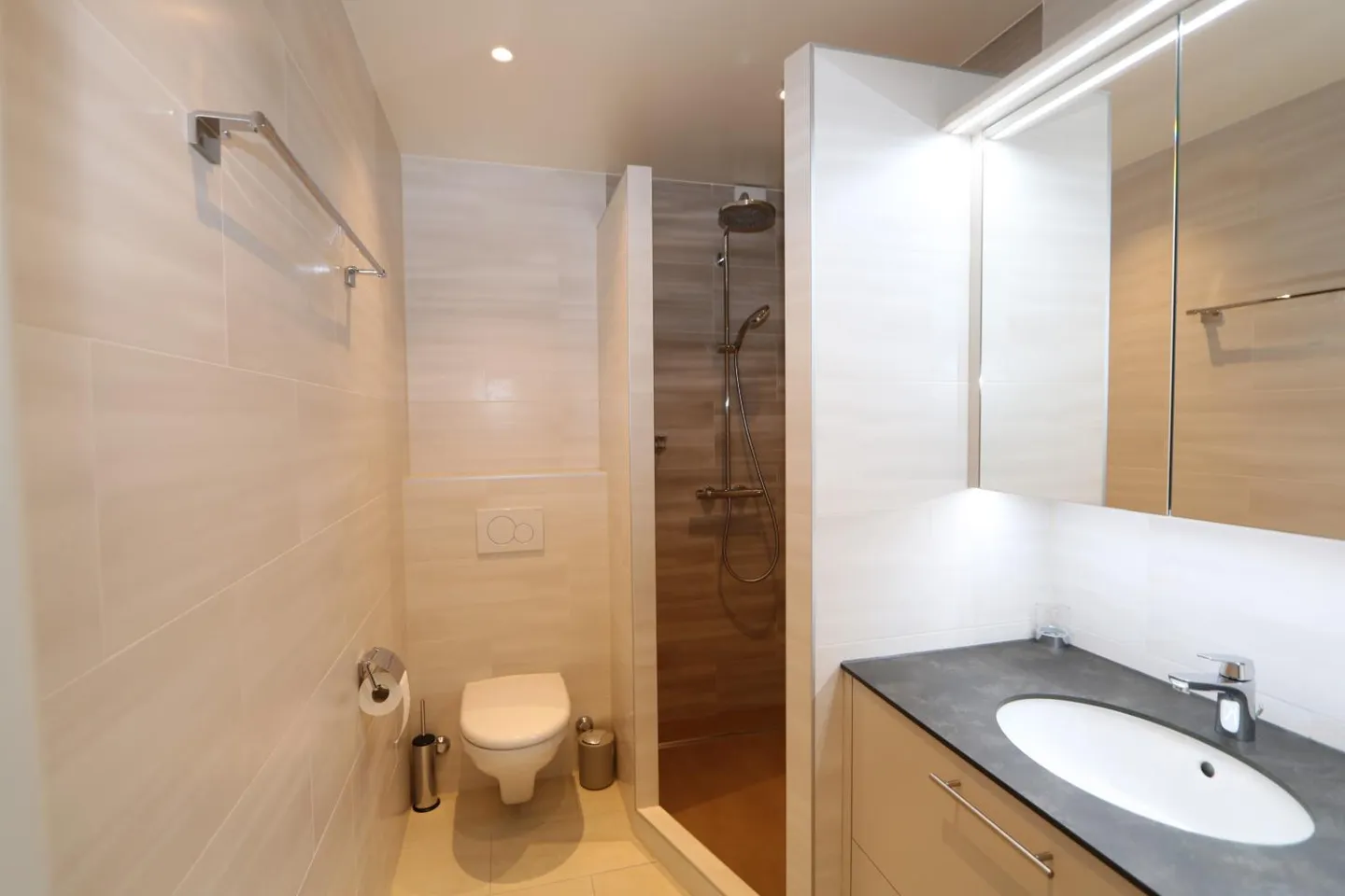 Charmante Wohnung mit Balkon - Foto 9 von 11