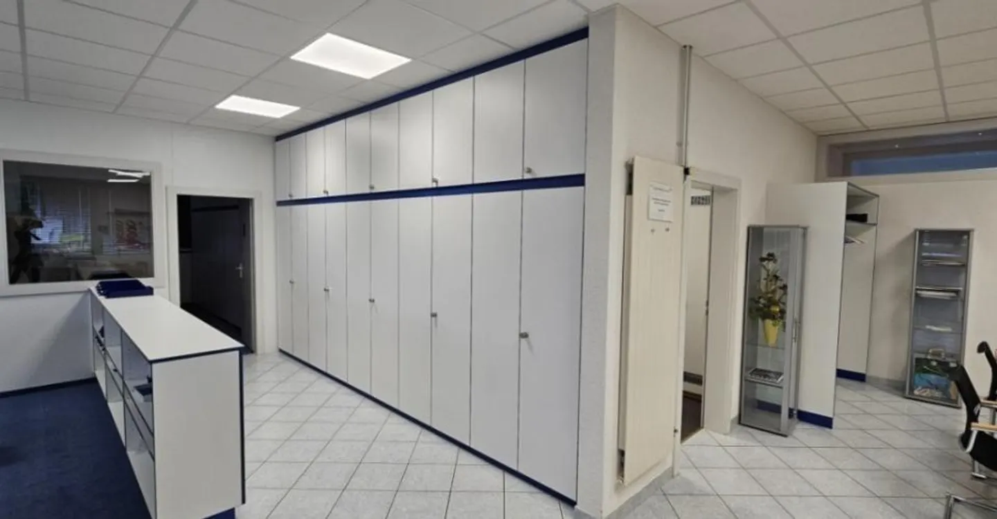 380 m2 verteilt auf 4 Gewerberäume - Foto 5 von 7