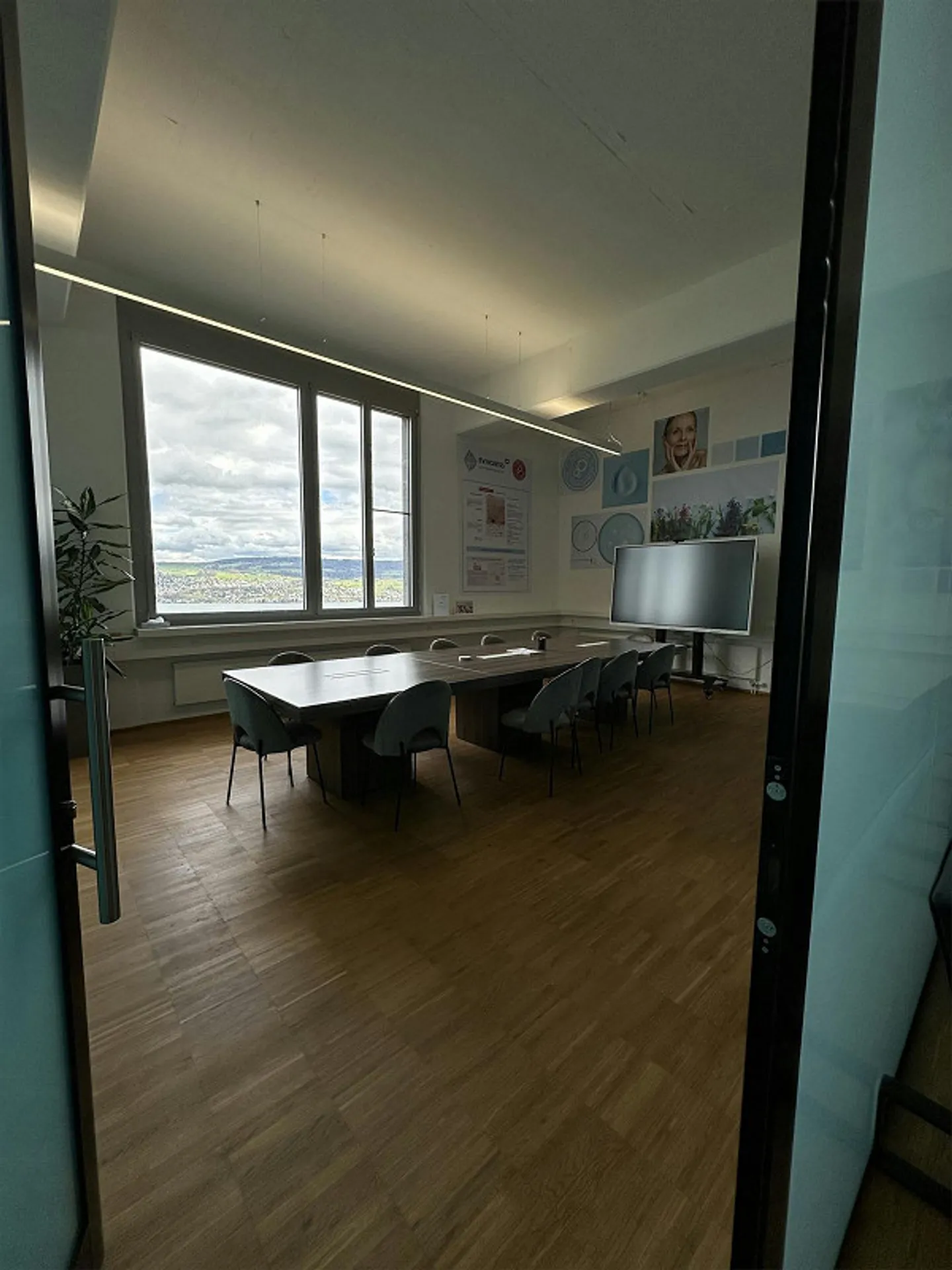 Charmante Büroräumlichkeit - Foto 8 von 13