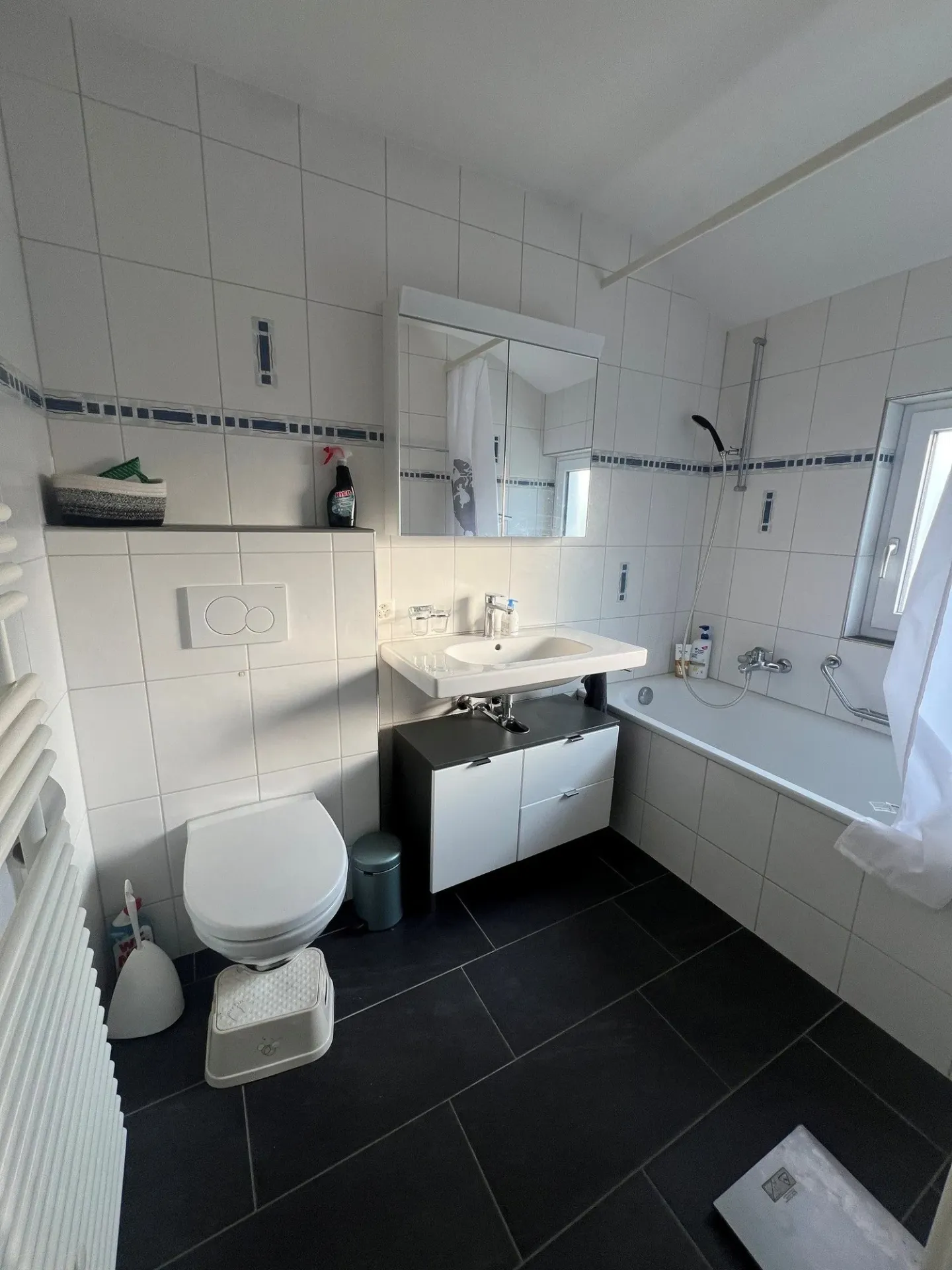 Furnished Single-Family House for Rent from September 2026 to July 2027 - Photo 8 of 9
